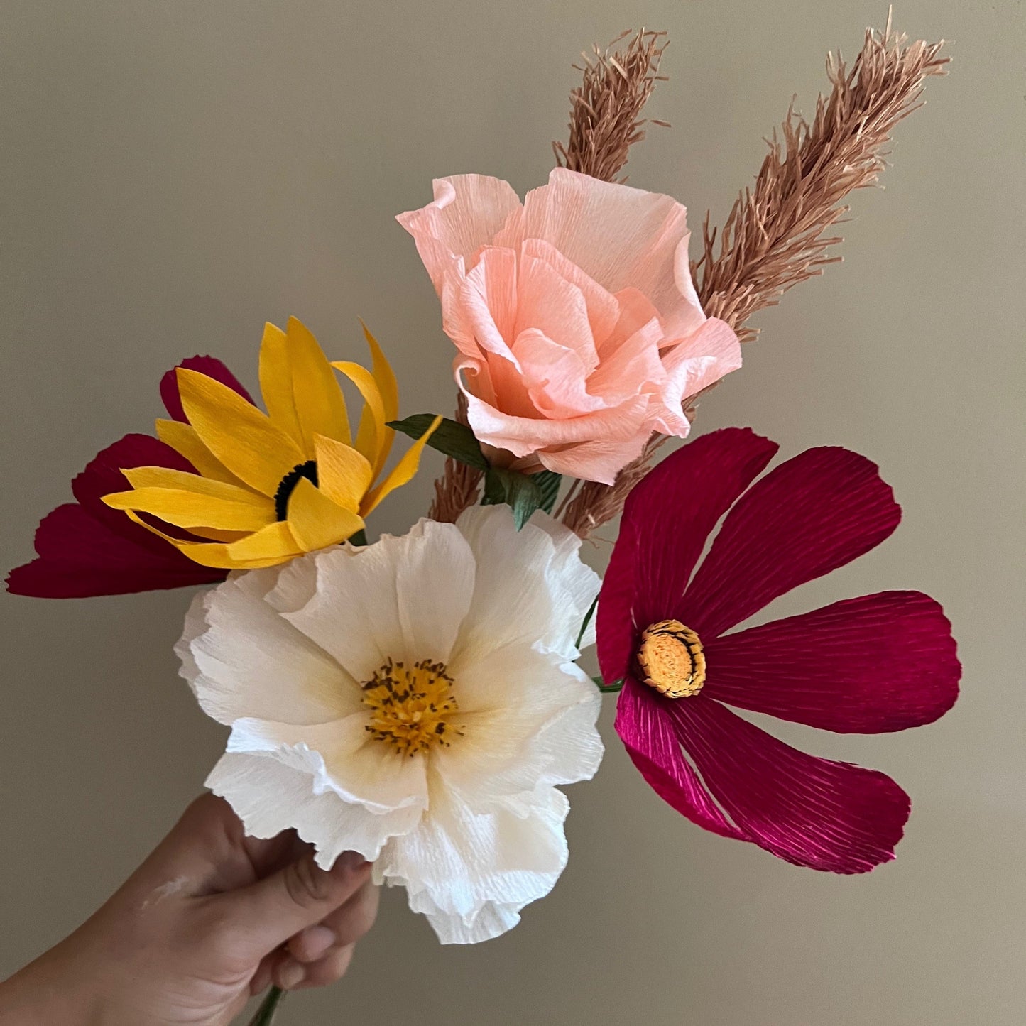 21. januar 2026 - Crepepapir Blomster Workshop på Nelle's Filosoffen